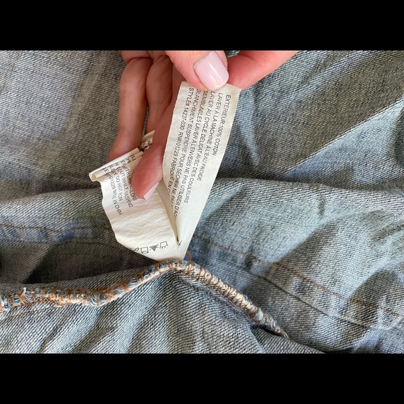 Distressed vintage denim jacket size S - Picture 8 of 8